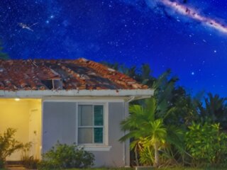 NASA verklagt: Florida-Haus von Weltraumschrott getroffen!
