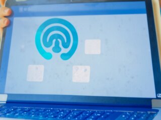„So lösen Sie das Problem mit dem fehlenden Wi-Fi-Symbol im Nu“
