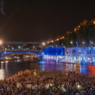 Olympia 2024: Spektakuläre Eröffnung auf der Seine in Paris!