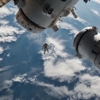 Astronauten müssen monatelang länger im All bleiben – erfahren Sie, warum!